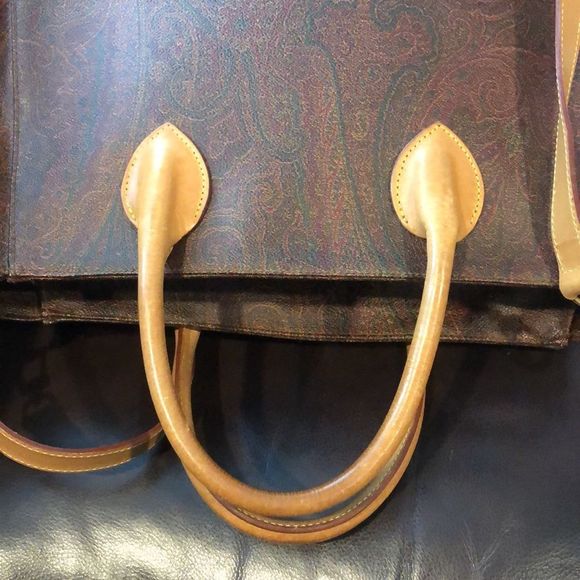 W ETRO Milano Red Paisley Top Zipper Crossbody Shoulder Bag Stunning Condition - Picture 17 of 17